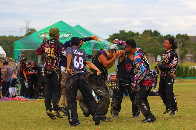 图片报：阿德耶米因非法持有武器被检察院判处罚款45万欧