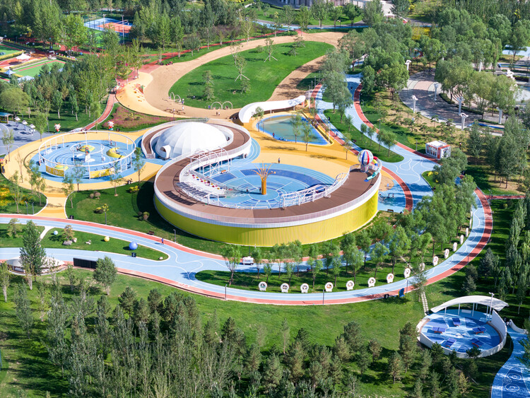 3C：退役三天前我和莱万说不想再为任何球队踢球，除非是巴萨